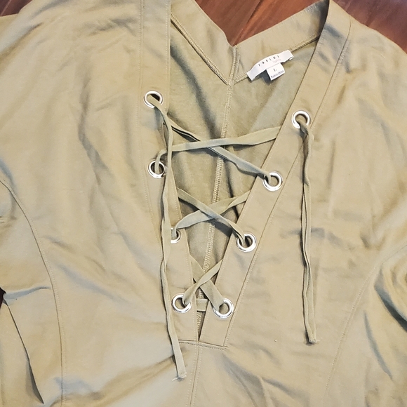 Olive long sleeve top - Picture 4 of 5